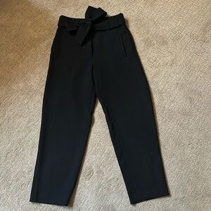 Aritzia Wilfred high, tie waist, cropped slack, size 4